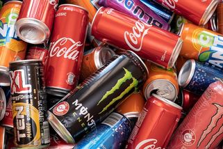 Komentář: Půl miliardy plechovek opět skončí na skládce. Budeme vyrábět nové - Seznam Zprávy